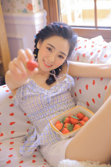 老八吃屎